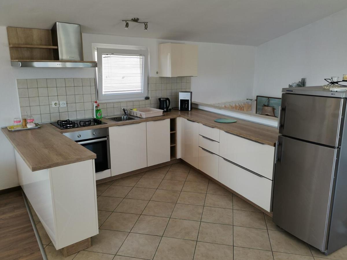 Apartment Zdravka Primosten Exterior photo